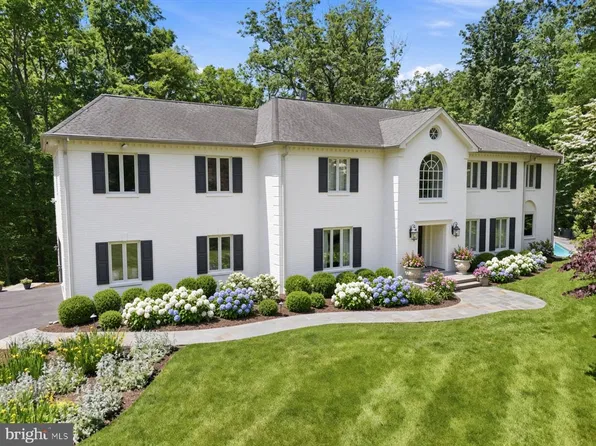 708 Potomac Knolls Dr, Mc Lean, VA 22102