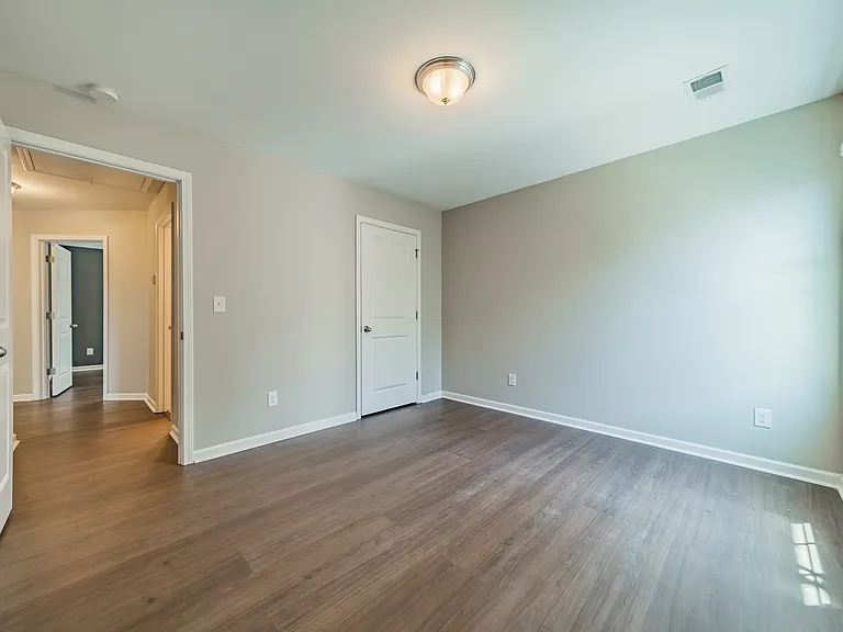 10001 Perth Moor Rd — Photo 32