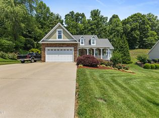 108 Quail Run Rd, Johnson City, TN 37601