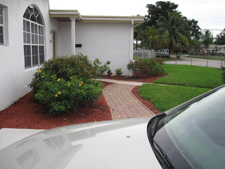 1st image of 1901 NW 186th St
