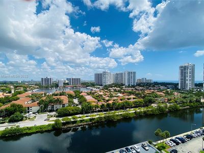 3675 N Country Club Dr APT 1601, Aventura, FL, 33180