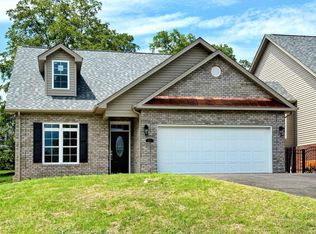 57 Medallion Ct, Daleville, VA 24083