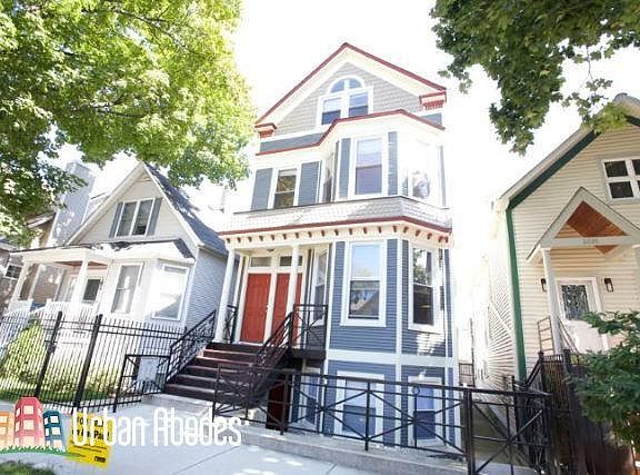 2nd image of 3023 N Oakley Ave #2UA