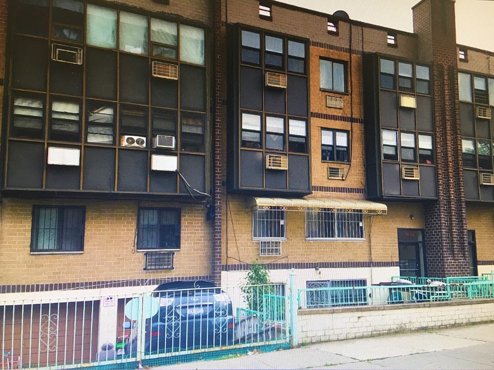 1st image of 7914 45th Ave APT 3B