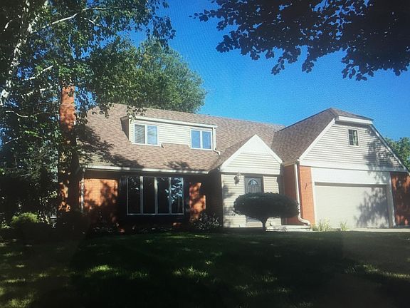 2nd image of 196 Saint Thomas Dr