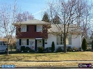 23 Hollyoke Rd, Somerdale, NJ 08083