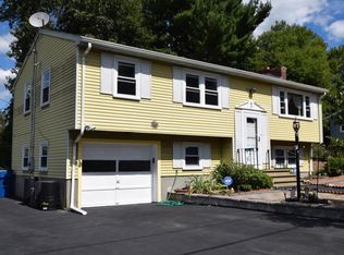 6 Boothby Cir, Randolph, MA 02368