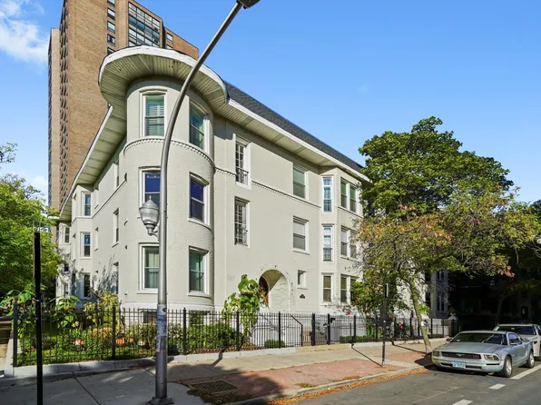 4168 N Clarendon Ave #2N, Chicago, IL 60613