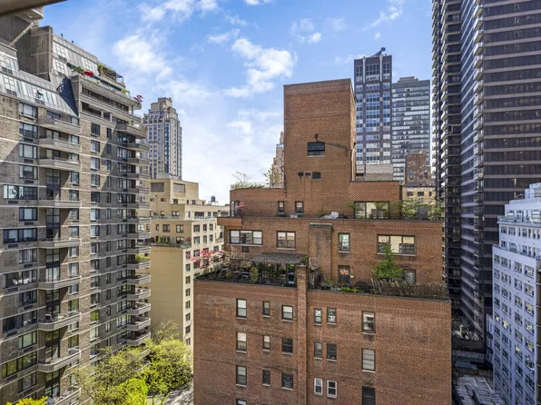 301 East 48th Street 14J image 8 of 8