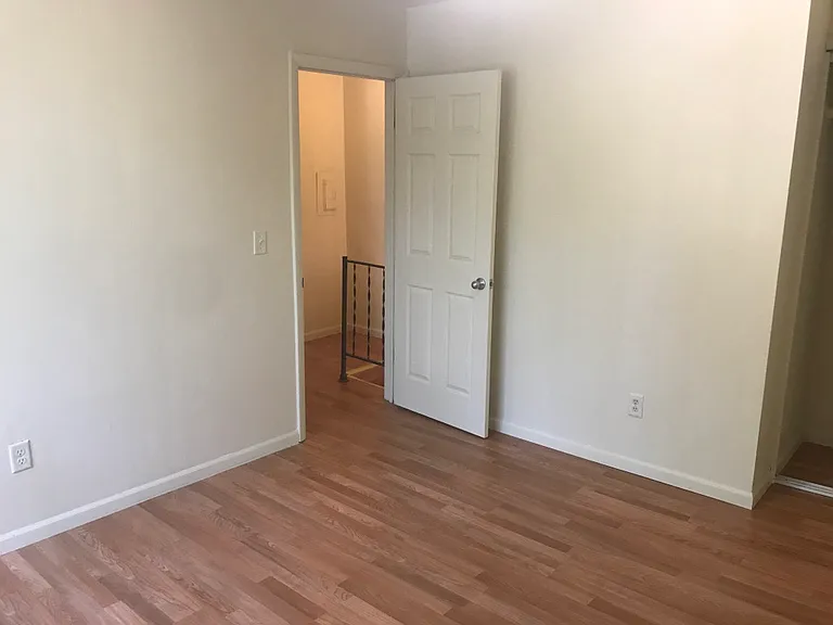 829 Brown St #2 — Photo 7