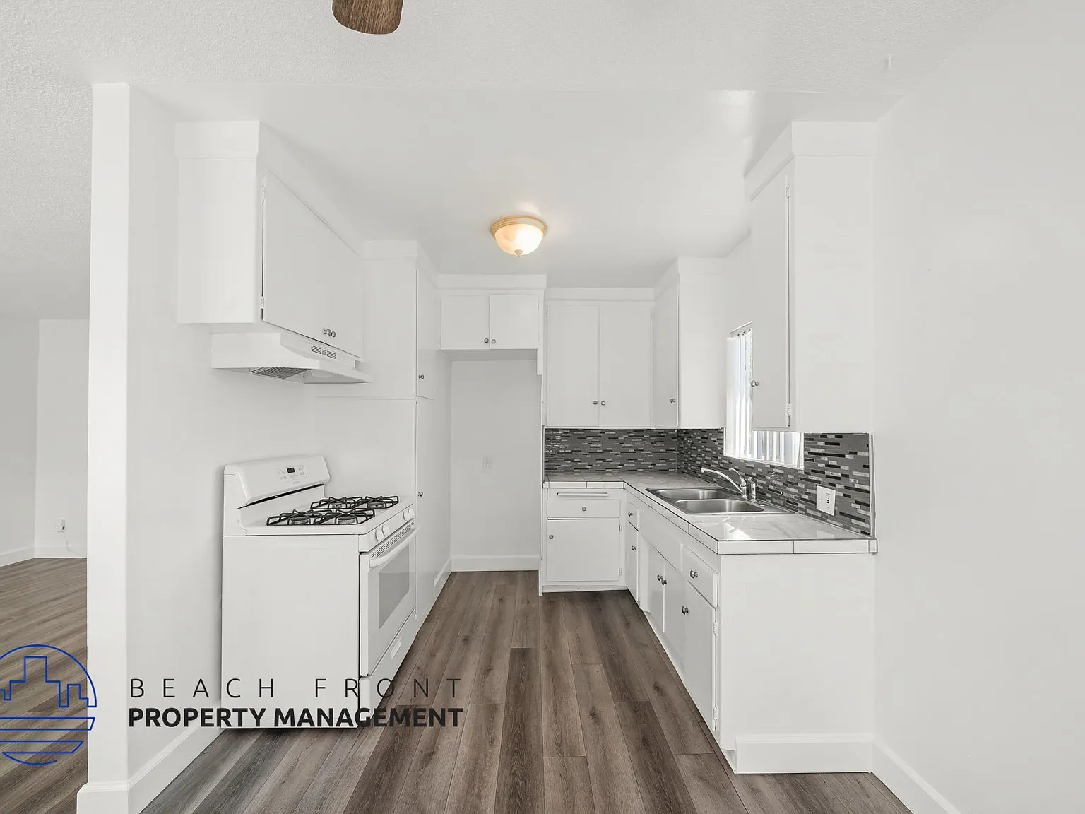 940-942 S. Flower Street — Photo 4