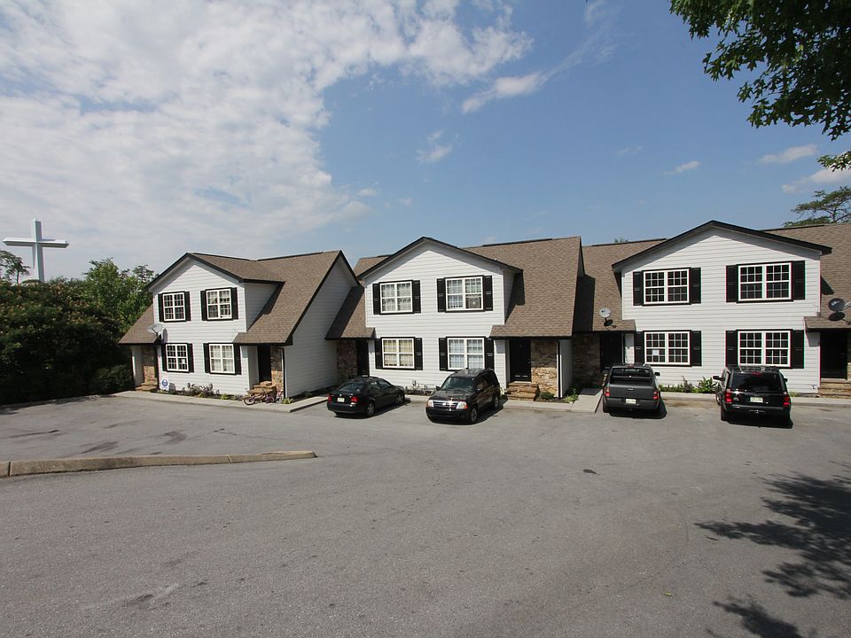 Affordable and SO convenient to the Pigeon Forge parkway!