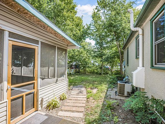 4th image of 539 Brisbin St