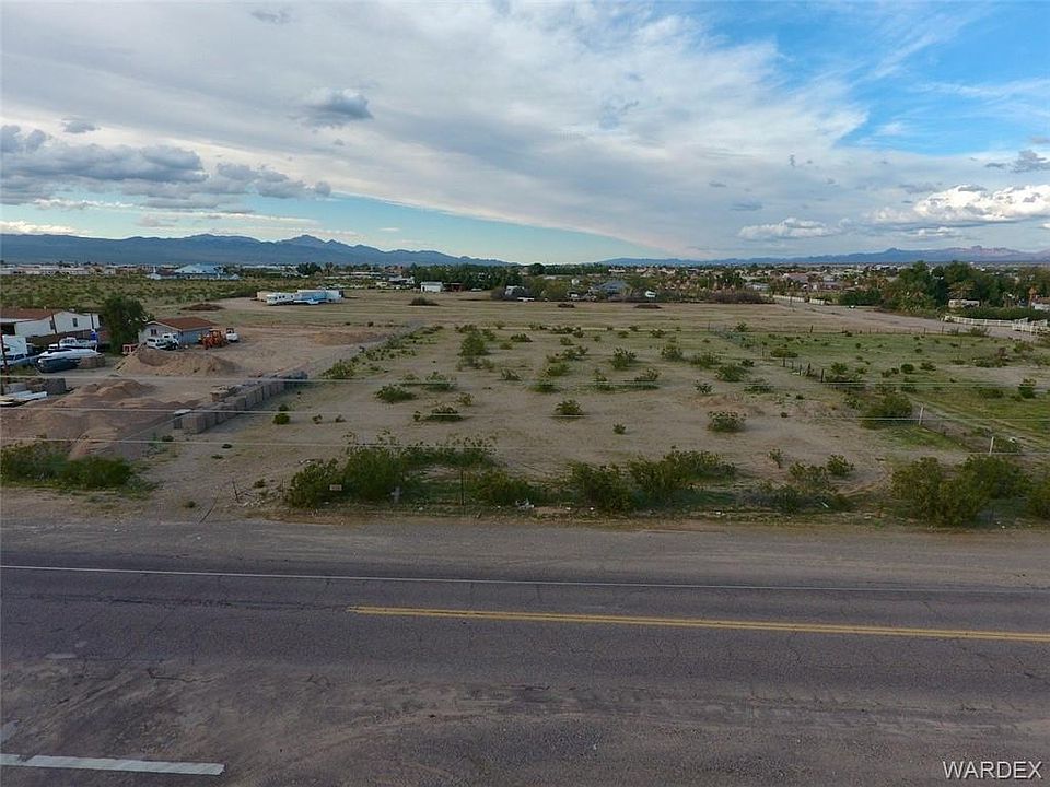 1st image of 1749 E Joy Ln