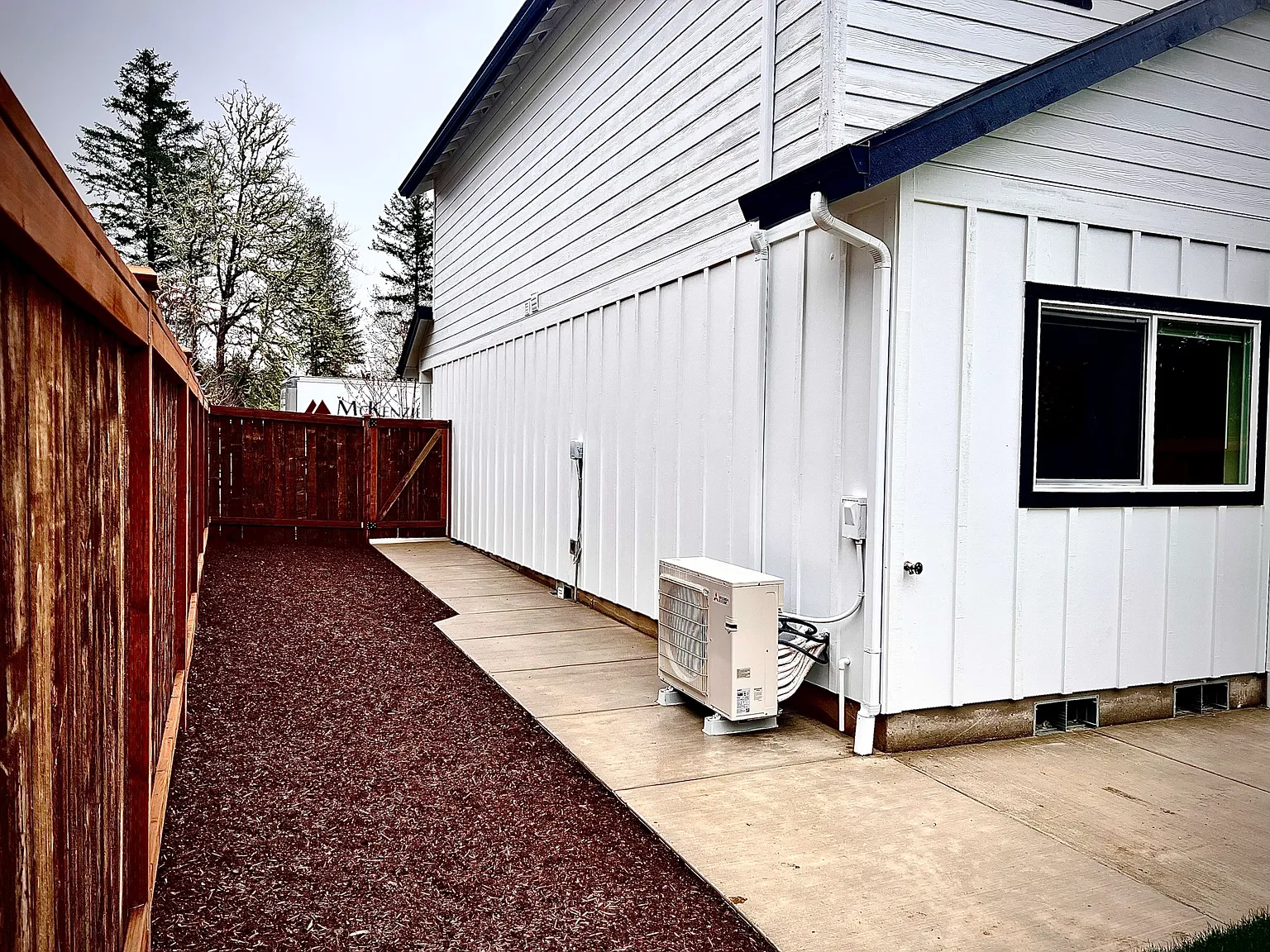 3 bed, 1536 sqft, $2,300 — Photo 2