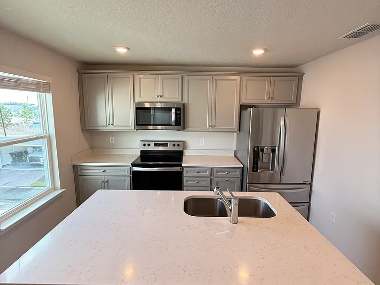 14013 Kauai Dr — Photo 1