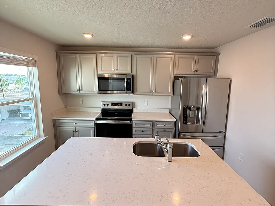 14013 Kauai Dr