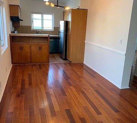 4th image of 1036 N Stanley Ave APT 10