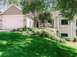 118 River Hills Dr, Holland, MI 49424
