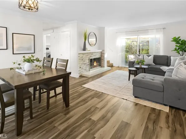 1111 E 1st St, Tustin, CA 92780