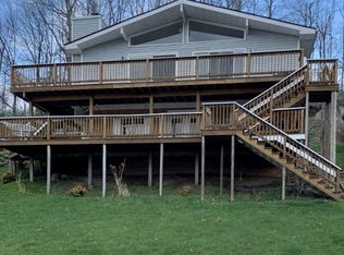 90 Flat Top Lake Rd, Ghent, WV 25843