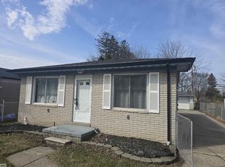 35061 Kirby St, Clinton Township, MI 48035