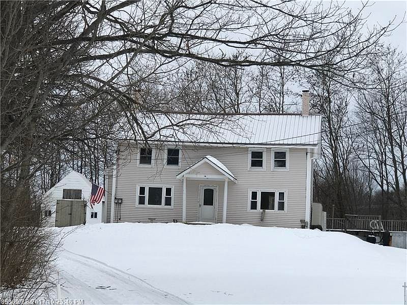 2nd image of 64 Berwick Rd