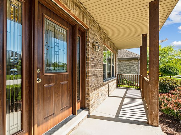 2nd image of 14323 Surrey Ct