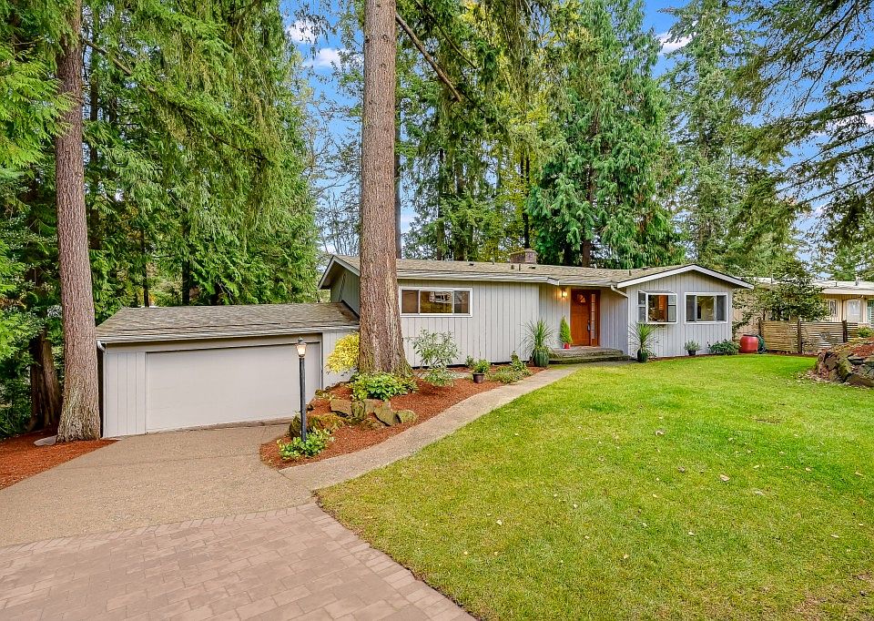 1st image of 11812 33rd Ave NE