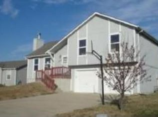 32522 W 172nd St, Gardner, KS 66030