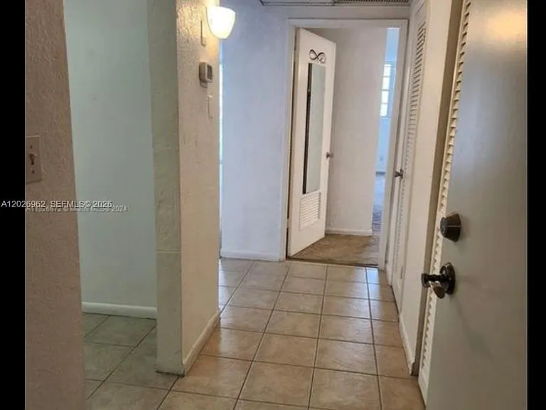 19390 Collins Ave #904 — Photo 7