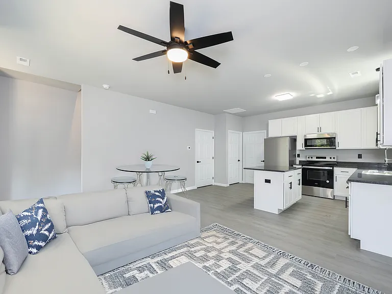1006 Pocahontas Ave #302 — Photo 32