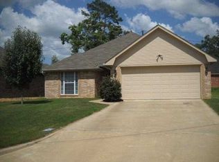 12 Oak Run St, White Oak, TX 75693
