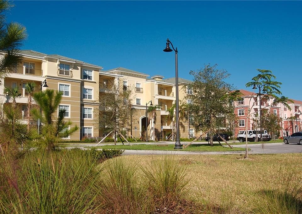 1st image of 4814 Cayview Ave #301