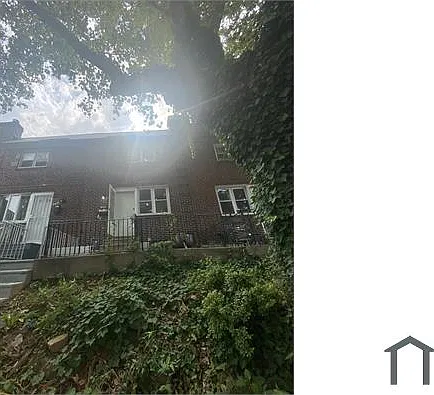 3 bed, 960 sqft, $1,695 — Photo 4