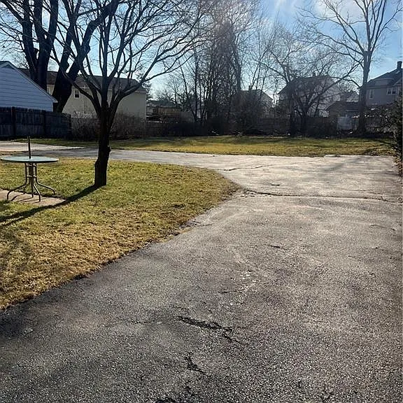 231 Nichols Ave — Photo 19