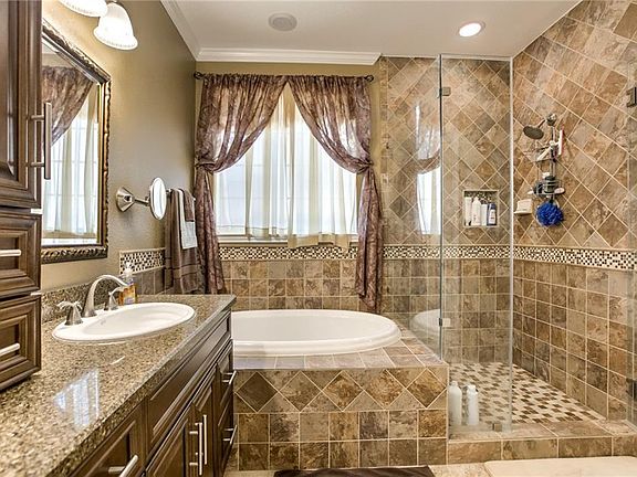5th image of 106 Whitechapel Ct
