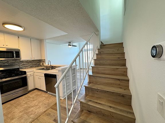 3rd image of 5050.5 Klump Ave #304