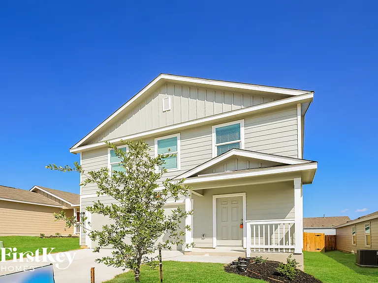 6611 Scarecrow Way — Photo 3