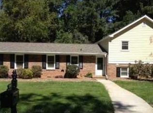 2536 Laurel Ridge Dr, Decatur, GA 30033