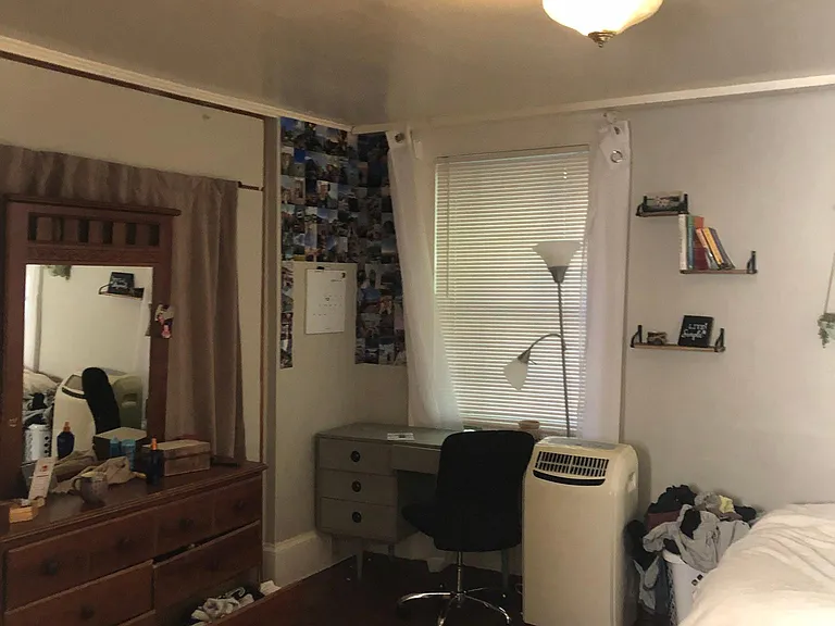 401 W Green St — Photo 15