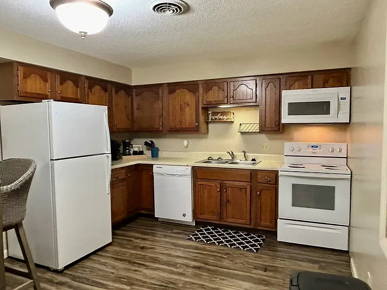 917 Davis Blvd #1 — Photo 14