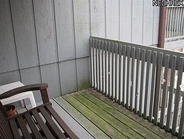 3rd image of 515 Meredith Ln APT 3F