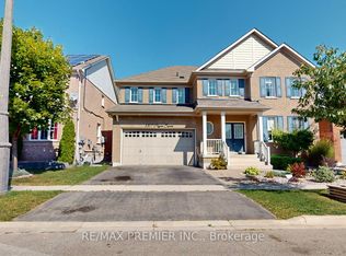 2307 Pilgrim Sq, Oshawa, ON
