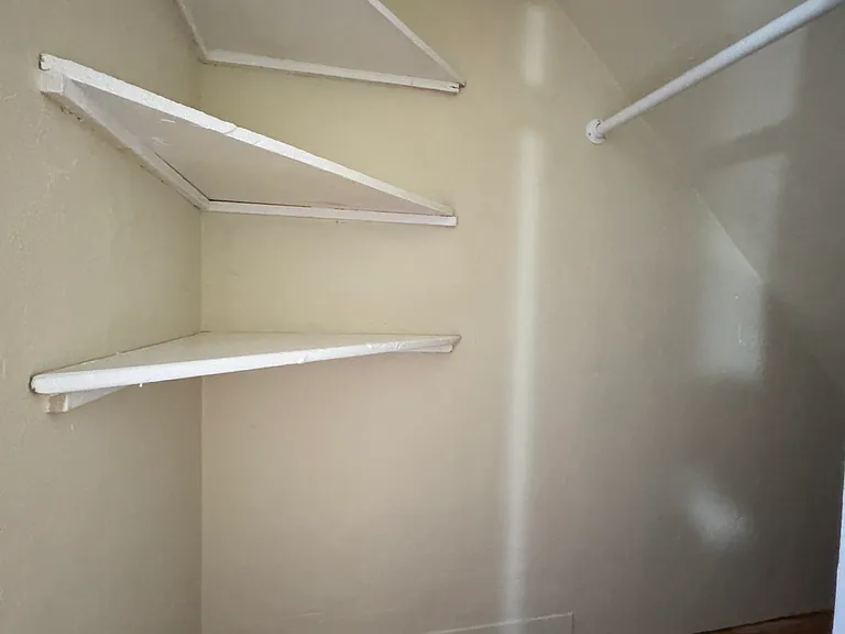 21 Prince Ave #C — Photo 13