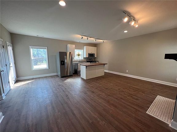 2nd image of 510 Liberty Park Dr