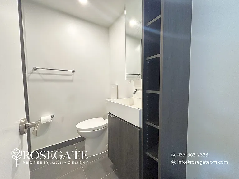 370 Martha St #207 — Photo 15