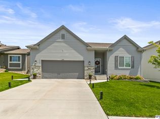 5003 N 180th Ave, Elkhorn, NE 68022
