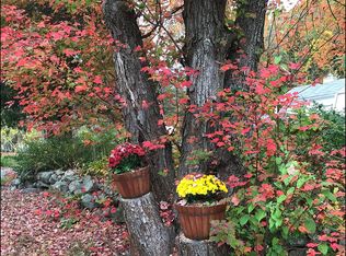 256 Gage Hill Rd, Hopkinton, NH 03229