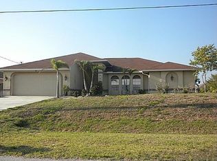 513 NW 8th Ter, Cape Coral, FL 33993